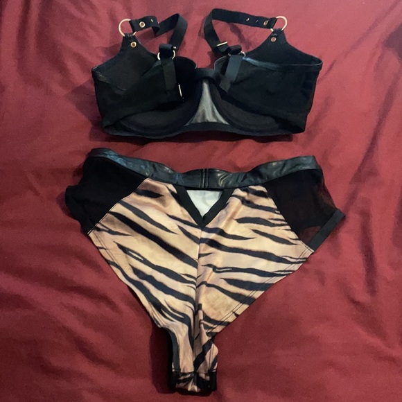Honey Birdette tiger print lingerie - Picture 2 of 3